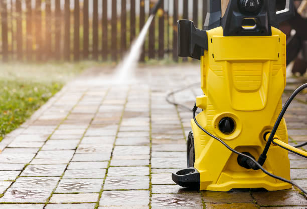 Best Graffiti Removal  in Medford, MA